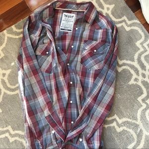 Levi’s Men’s shirt